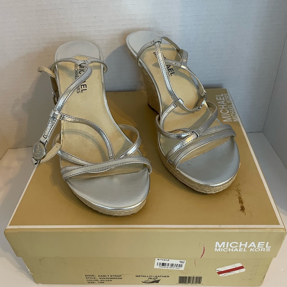 Michael Kors Women's  Kami T Strap wedge silver sandals size 10 NIB